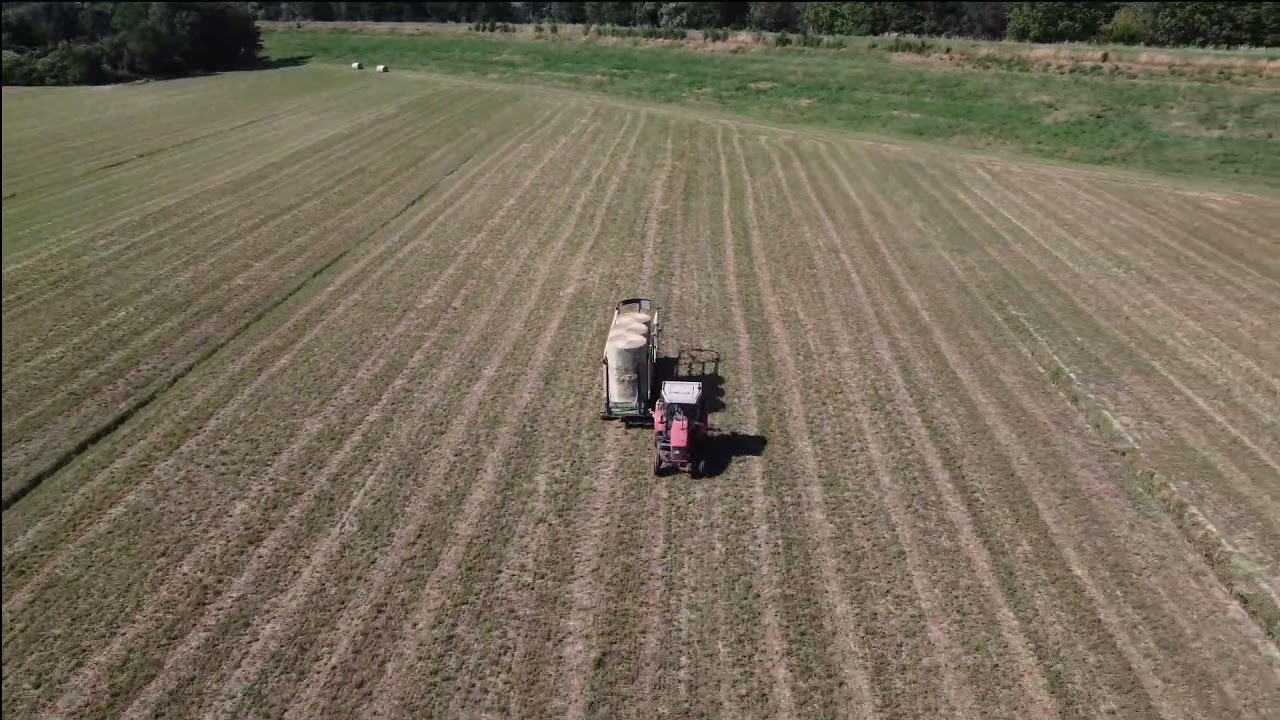 la raccolta delle balloni di fieno (TimeLapse)