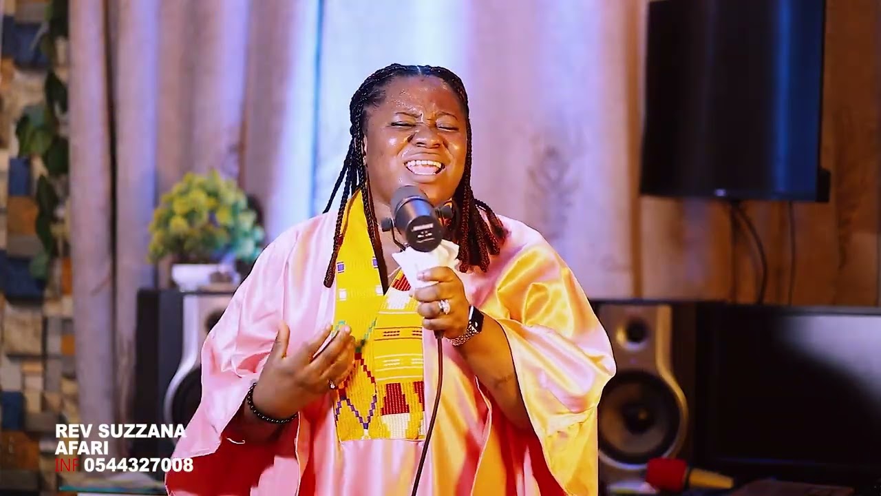 Rev.Suzzana Afari is gifted, what a powerful ministration! 🔥 🔥 