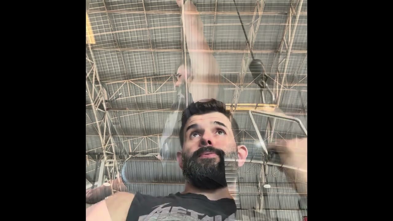 Single Arm Lat Pulldown