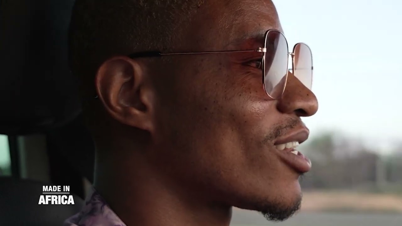 Made In Africa : Aristide Loua, maître du Kenté (reportage)