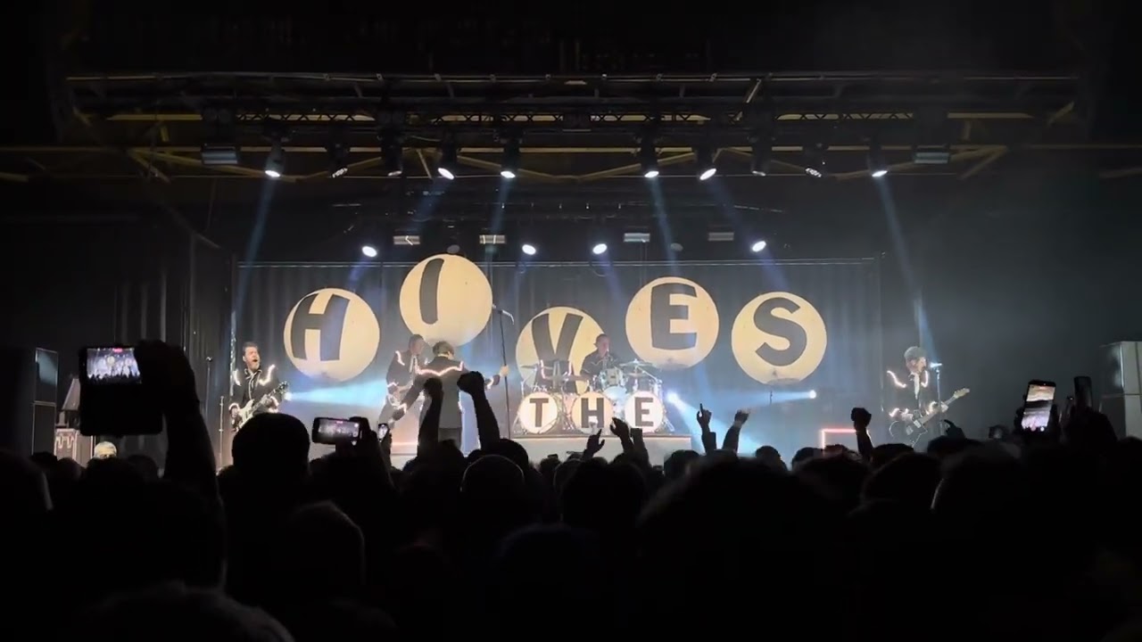 Bogus Operandi - The Hives live Cardiff Depot November 24th 2025