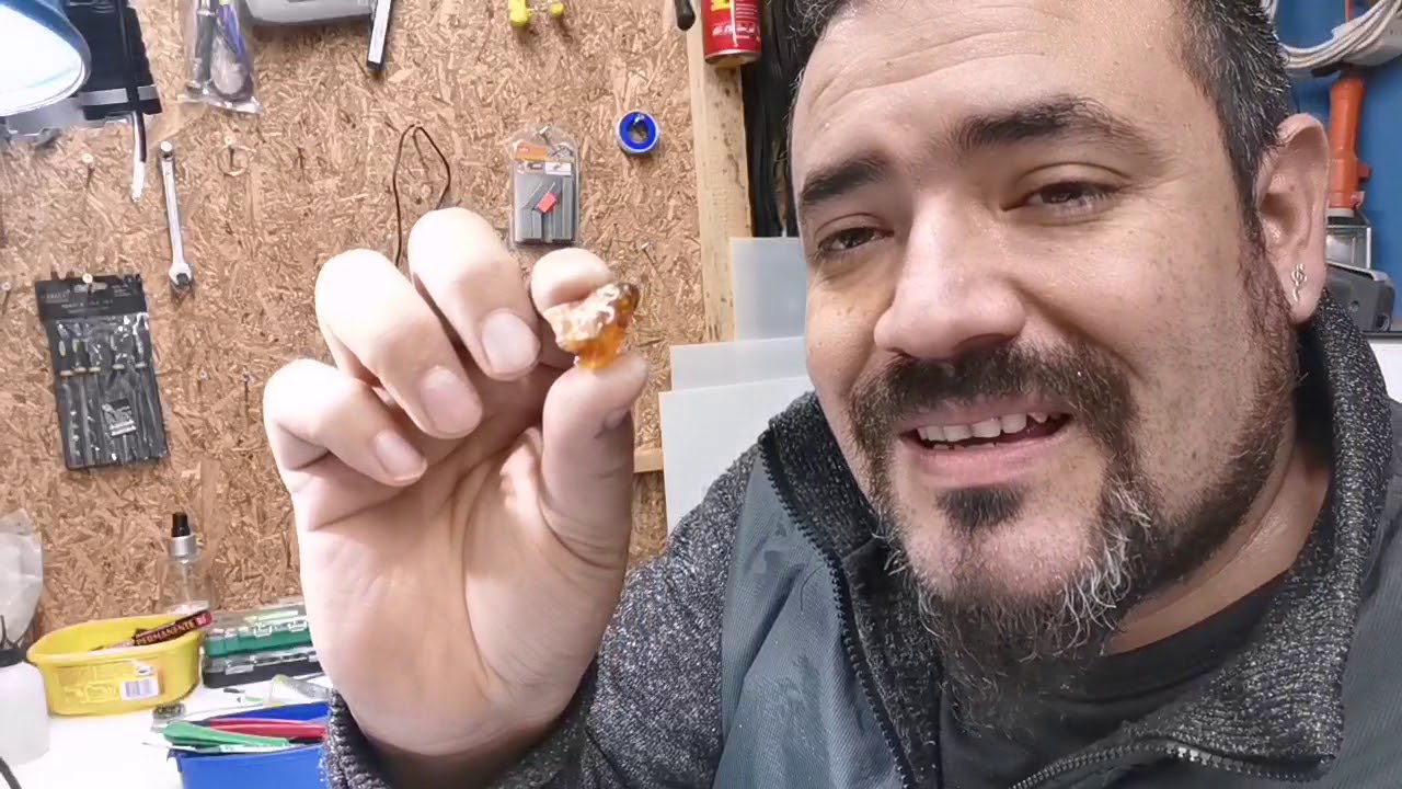 El rosin. como hacer rosin casero, para que sirve y como se usa en electr&oacute;nica.