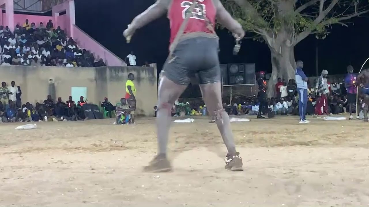 Temps fort 20:48 - 25:47 de FÉLIR   TV est en direct !