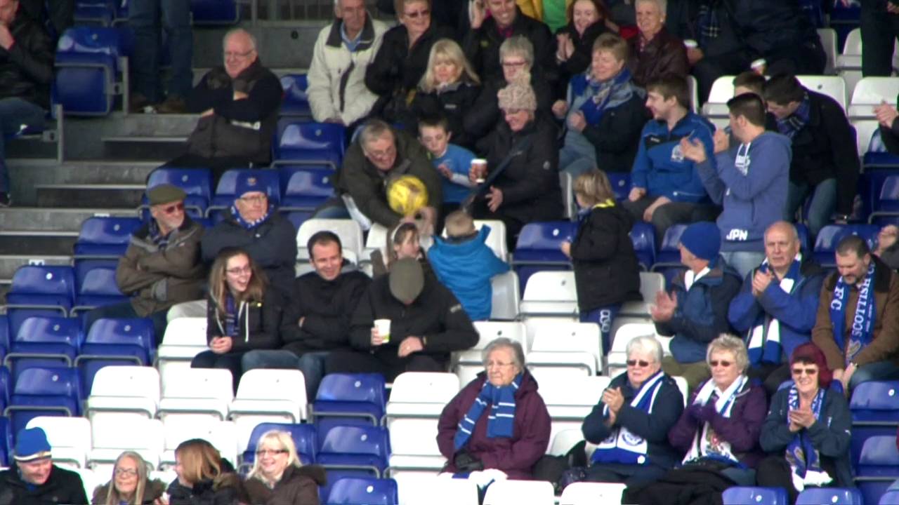 EYE-CT-TV: St Johnstone Fan can't handle his Drink!