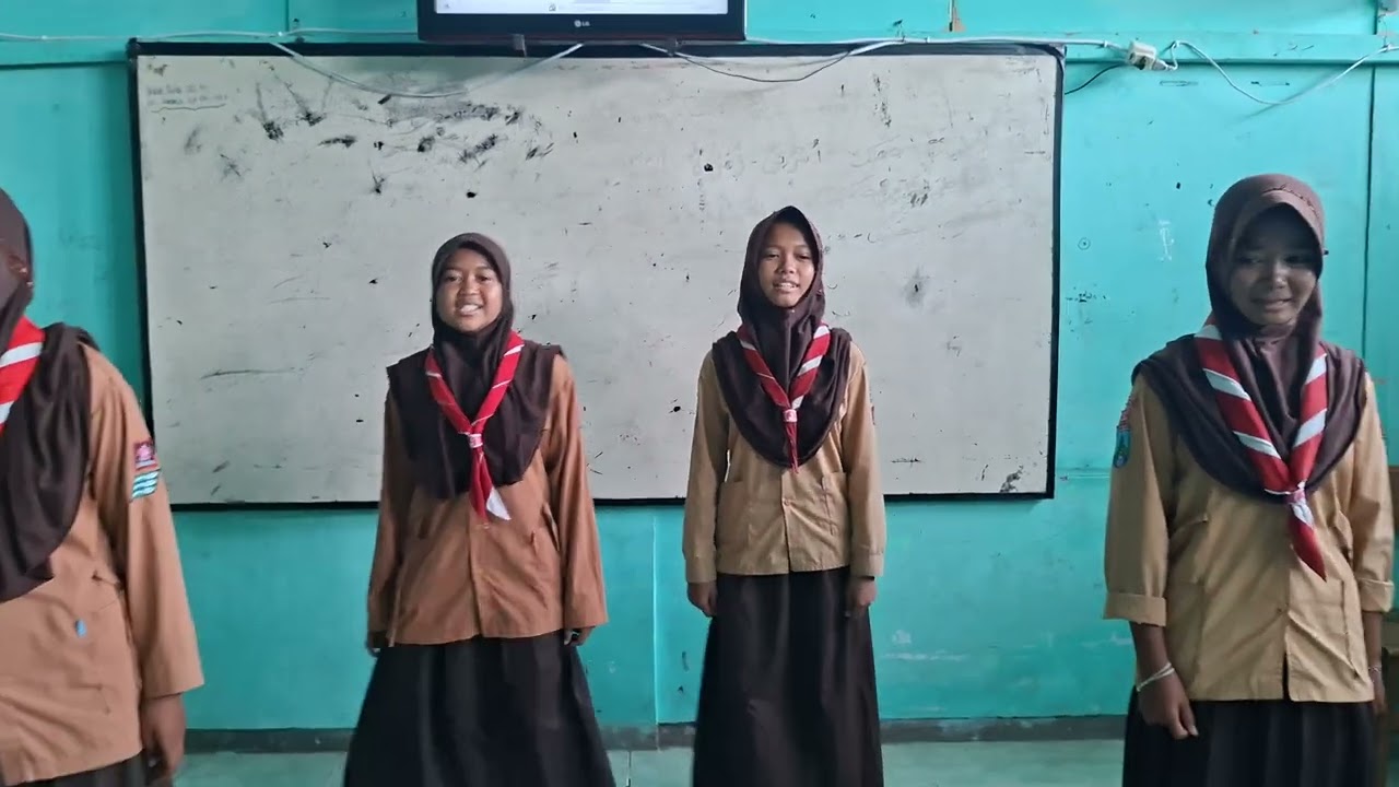 Presentasi Afifa and tim  #sekolah #belajar #praktek #short #fyp #viral