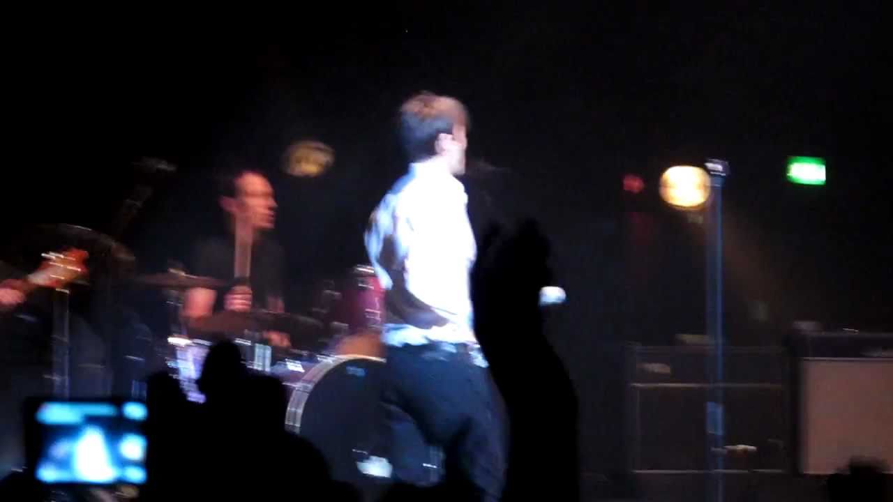 Suede - So Young - O2 Academy, Brixton 19/05/2011