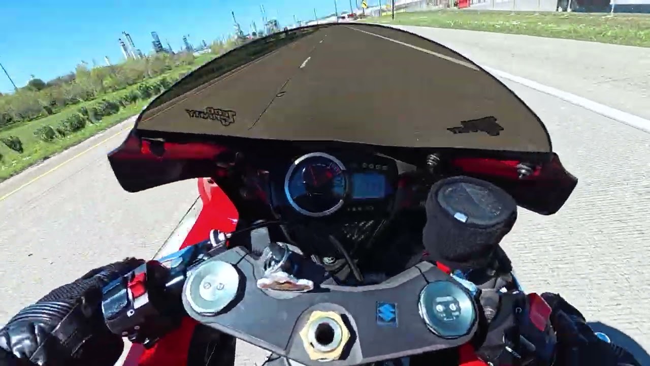 GSXR 600. Czy to naprawdę motocykl dla początkujących?