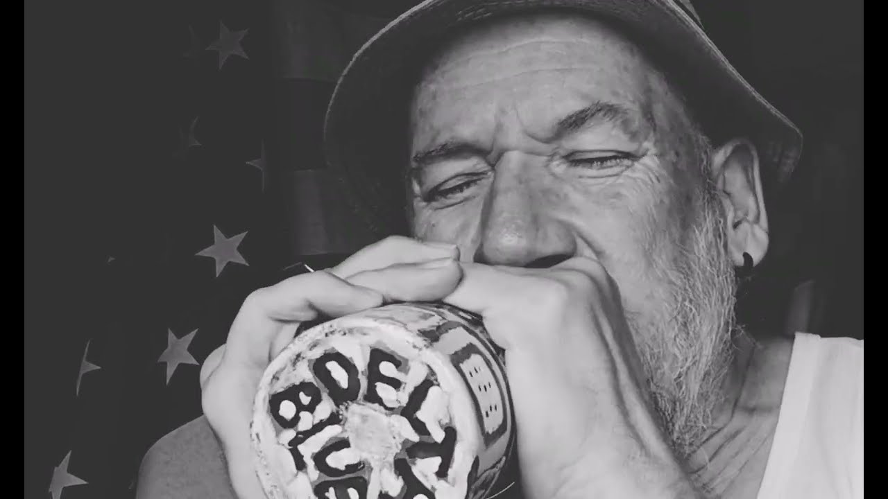 Mr Bernaat Blues / Delta blues harmonica.