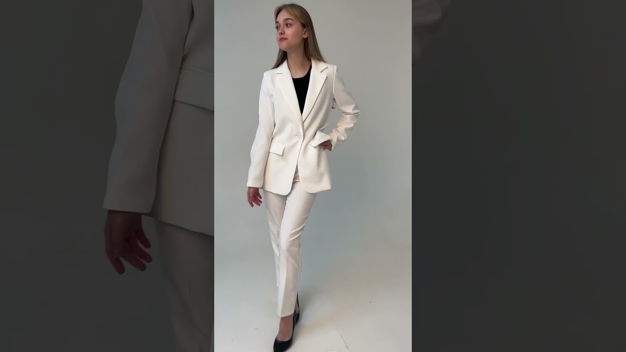 Белый- главный цвет лета 🫶 Жакет-2699руб., Брюки-1699руб.Total LOOK, ТЦ Глобус #totallook #киров