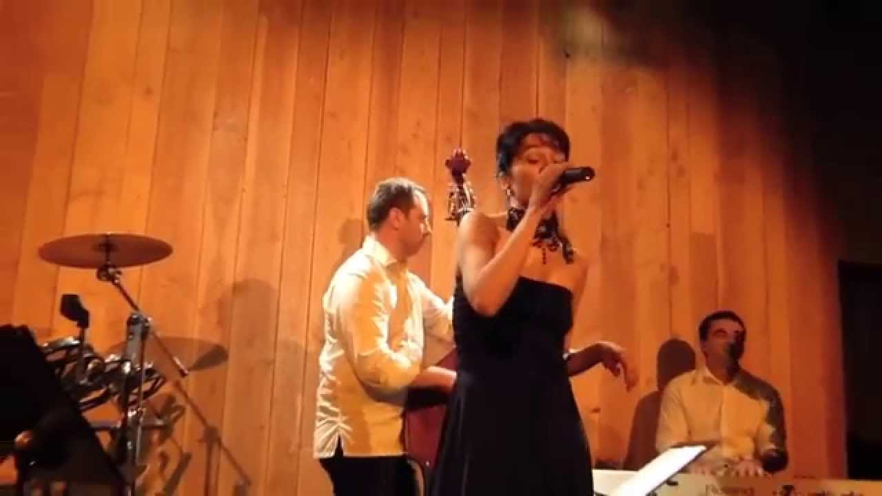 Angelique Magnan et les Quartier Latin
