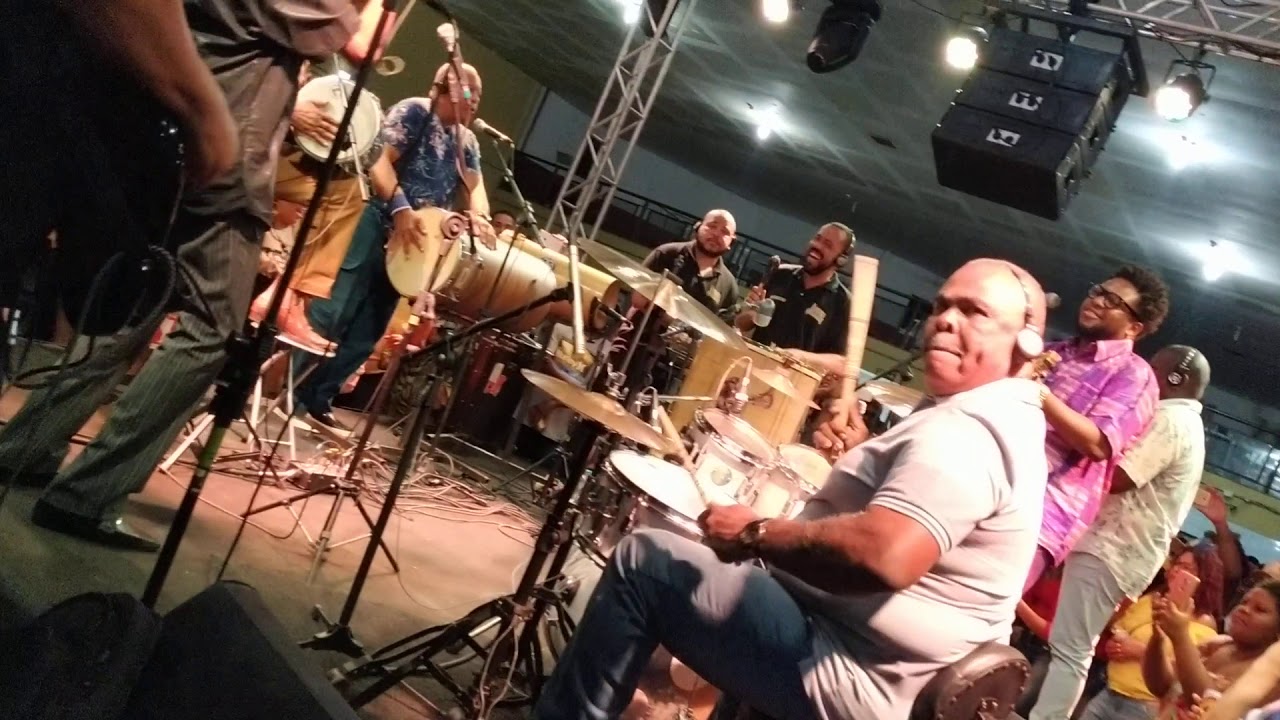 Fundo de Quintal - DJ Bebel 15/11/2019