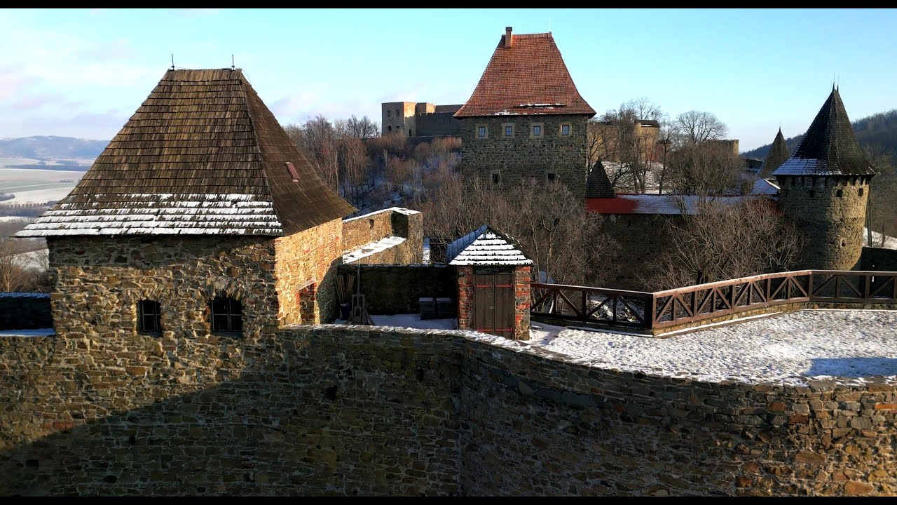 Helfstein (Helfštýn) in detail. One of Europe's largest castles.