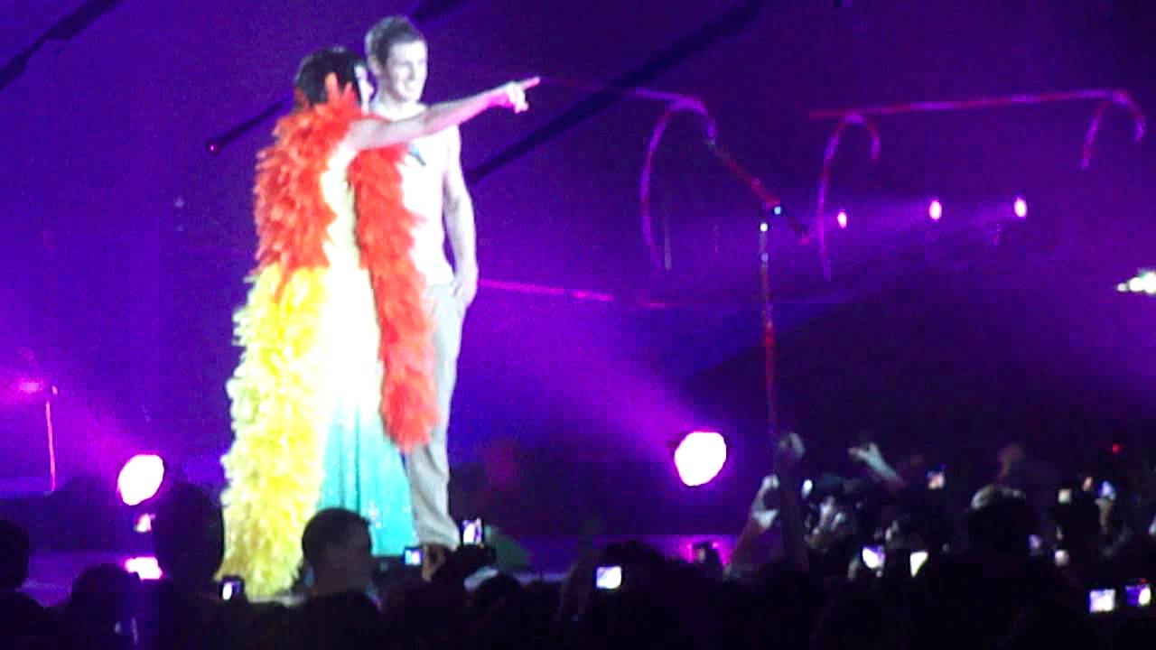 KATY PERRY brings a fan on stage in BELFAST 24 Oct 2011