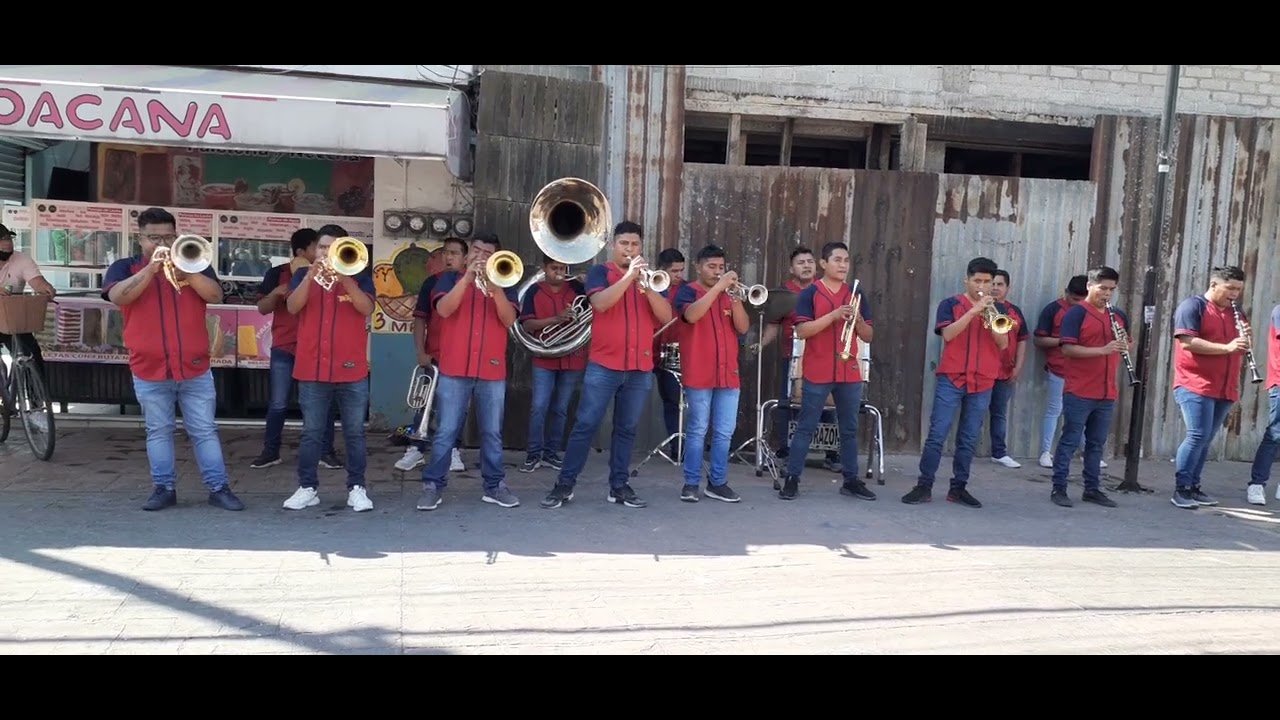 Banda La Maxima Tierra - El Cumbanchero - En Santiago Zapotitlan 2022