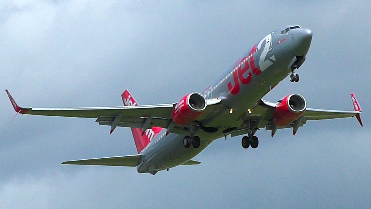 Storm Floris Manchester Airport 4/8/25
