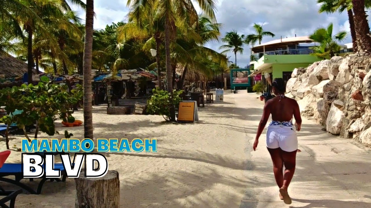 Walking the Mambo Beach BLVD to  Lions Dive Beach | 🇨🇼 Curacao 2021