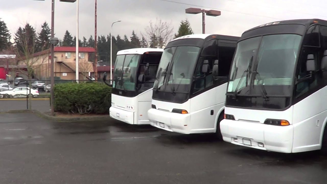 Northwest Bus Sales MCI E4500 - ADA Coach - 56 Passenger C61633