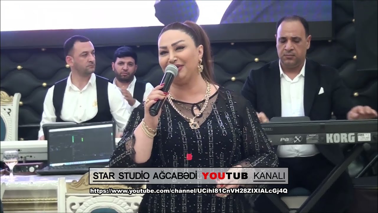 gözel bir toy açılışı oxuyur Nigar Agcabedili tamada Azer İslamoglu sintez Aydin aliyev gitara Tural