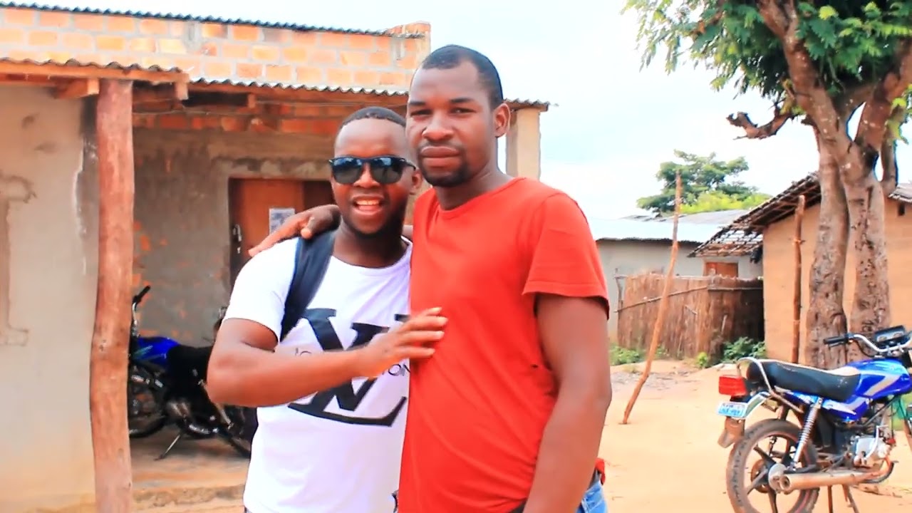 Dr Chapala ft Nahopa    Riane    video oficial Bayo Maker