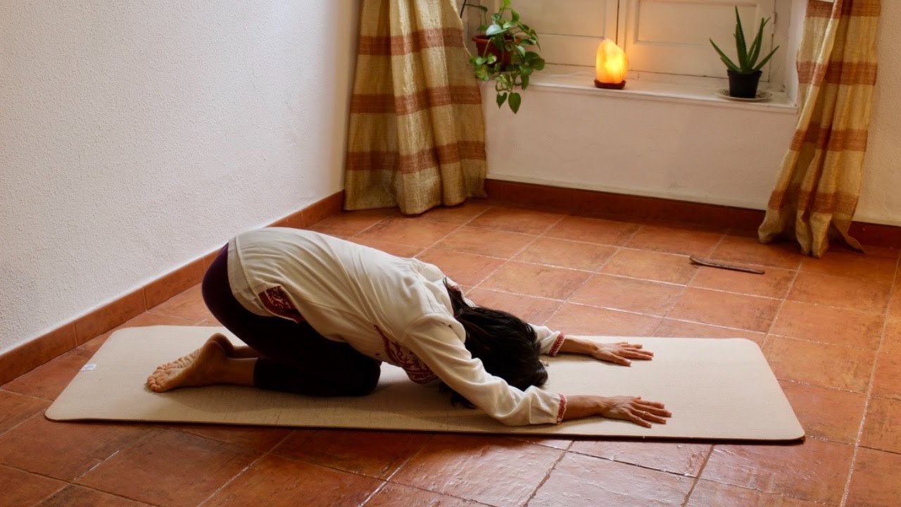 Yoga Meditativo: Calma la mente y Relaja el Cuerpo.