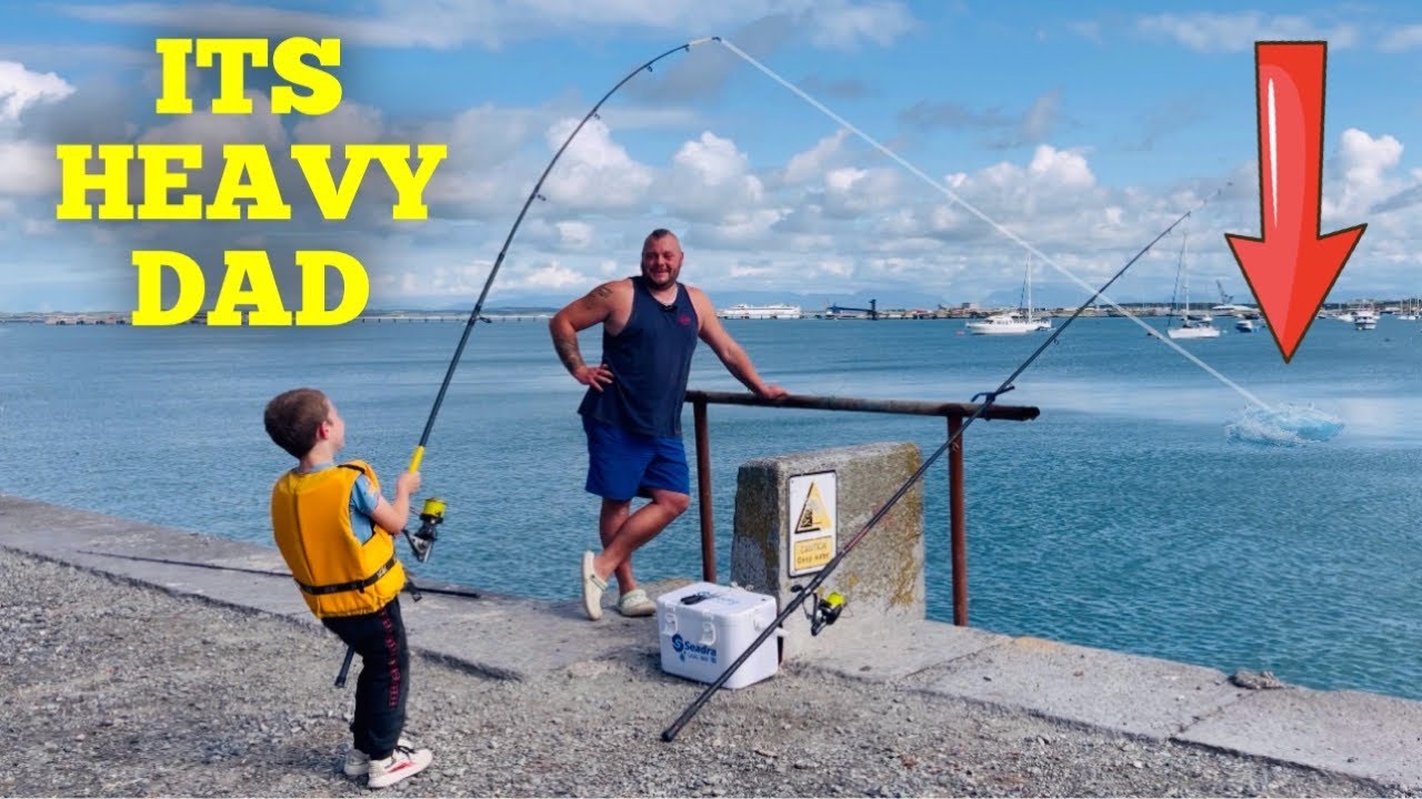 He SMASHED ME on EUROPES LONGEST BREAKWATER❗️UK Sea Fishing at HOLYHEAD 🦈​
