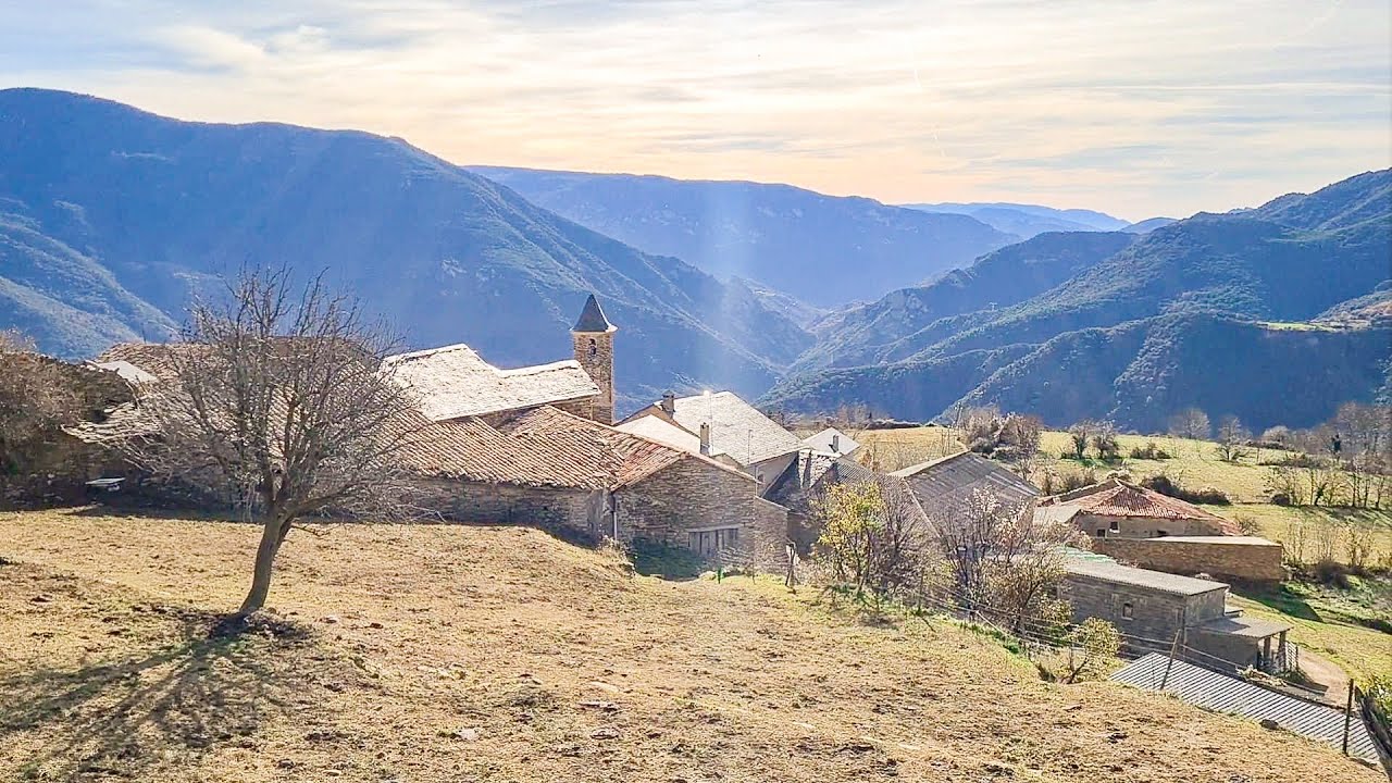 Casa amb era i vistes espectaculars a Estac