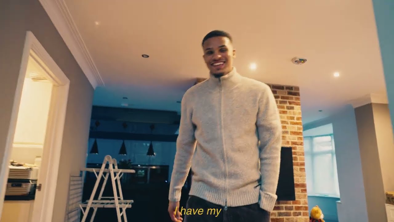At Home With Newcastle's Malick Thiaw