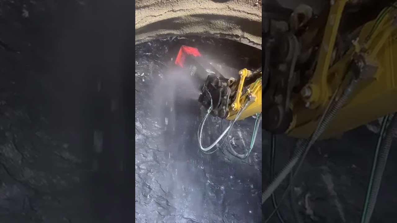MTB 215TN Tunnel Type breaker at Work