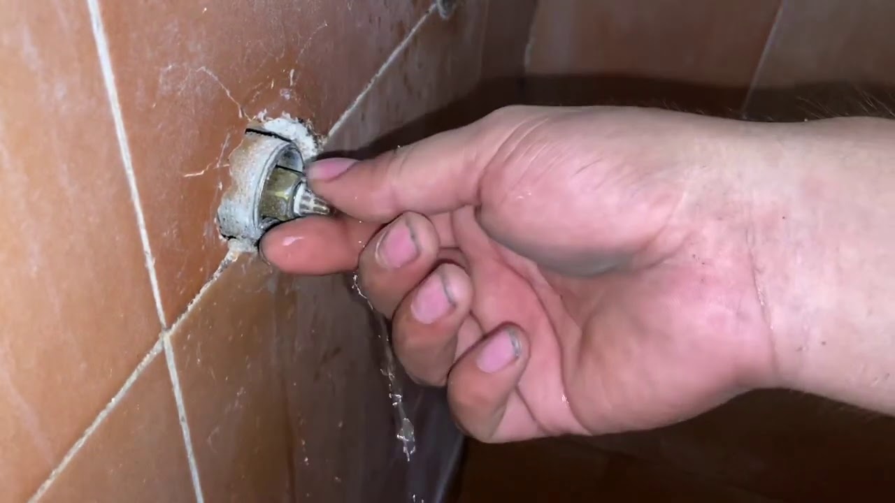 Mi regadera no para de gotear! Como la reparo?