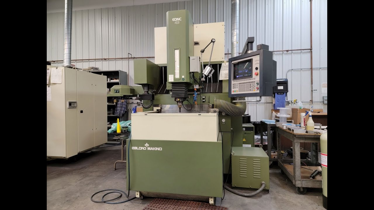 Makino EDNC 43-A8MA CNC Sinker Type EDM, 8 station Electrode Changer, C-Axis Programmable, 60 AMP