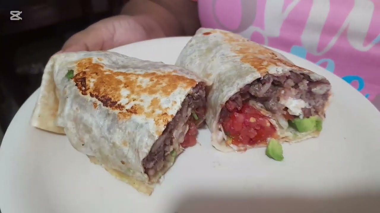 Haciendo unos ricos burritos de res