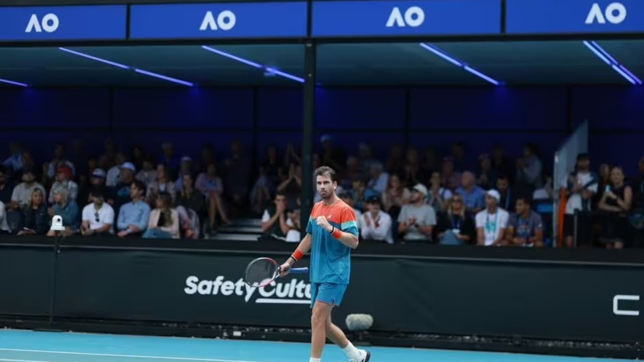Australian Open chaos as all matches suspended and Brit Cameron Norrie forced off court