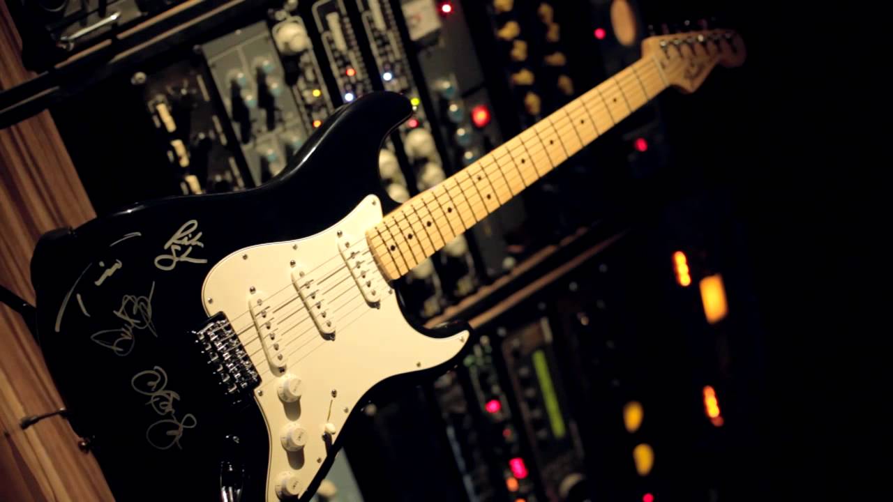 Jimi El Laco si chitara Fender Stratocaster