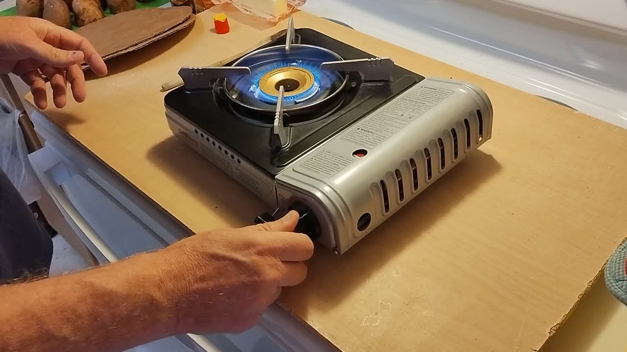 Using The Grill Boss Dual-Fuel Stove To Make Cheese Sauce (Scalloped Potatoes)