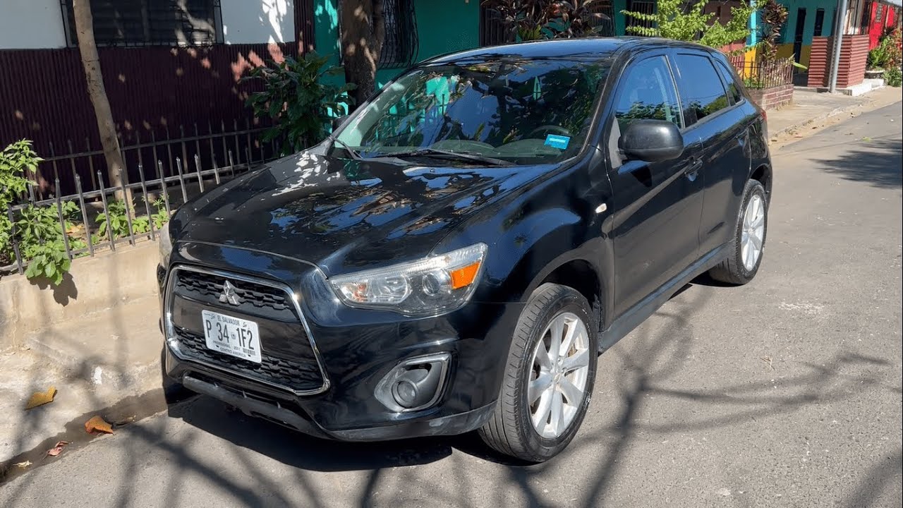 Mitsubishi Outlander Sport ES 2015