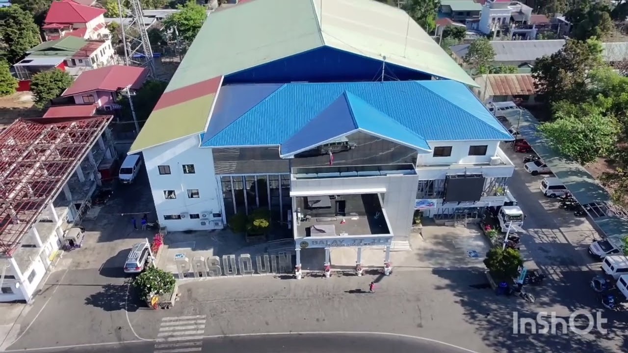 Pasuquin plaza 