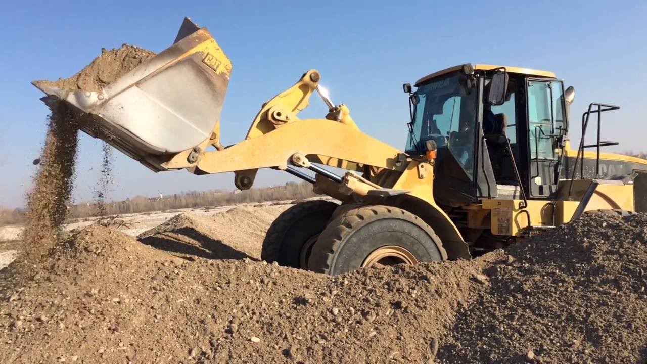 Trans Ghiaia Caterpillar 966G Wheel loader Loading trucks Iveco