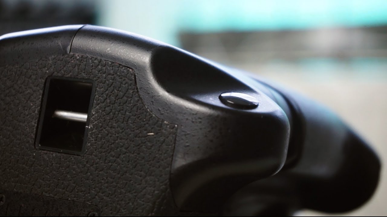 BATTERY GRIPS - Are they worth it? (Neewer BG-2F)