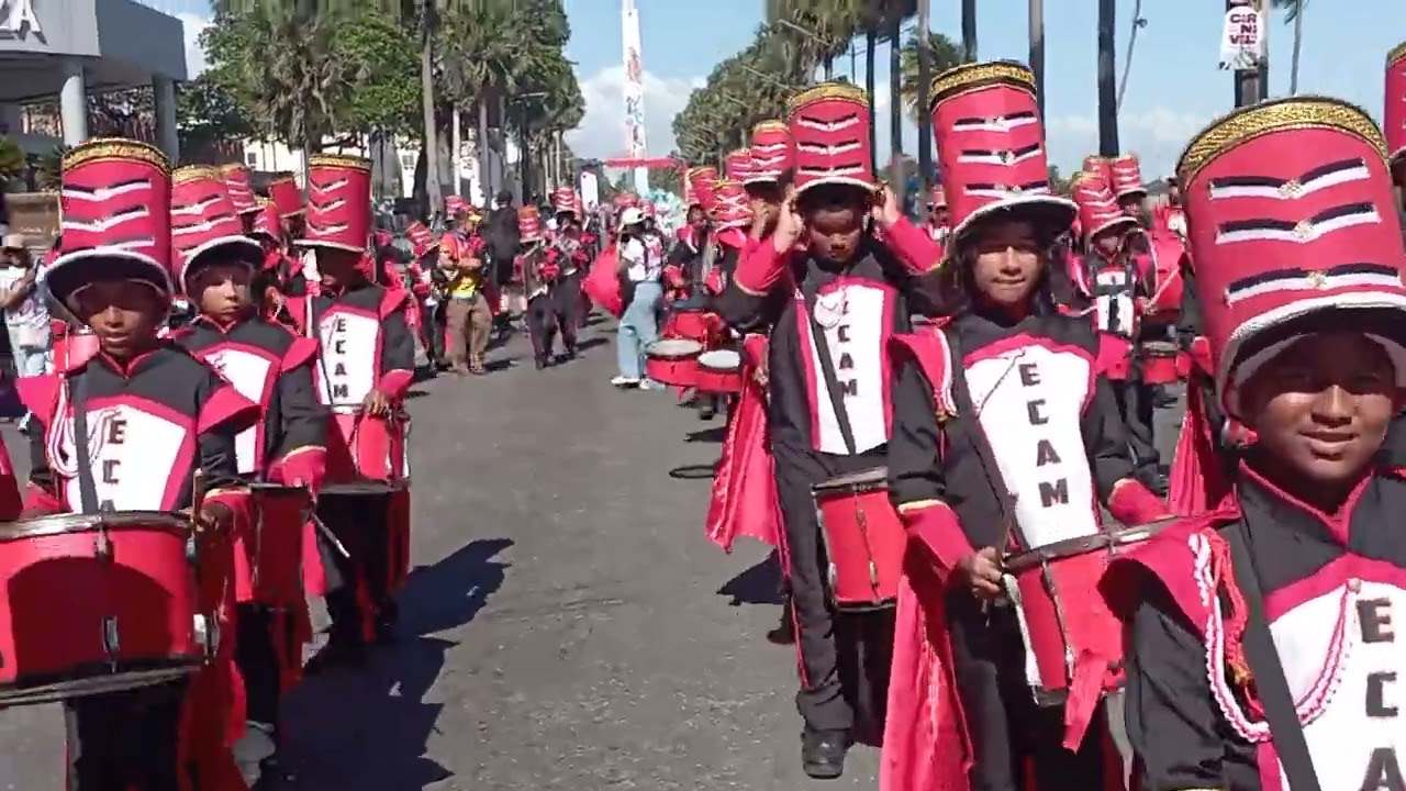  Escuela Casa Albergue Martina Puerto Plata Banda Musica Inicia Desfile Carnaval Nacional Dominicano
