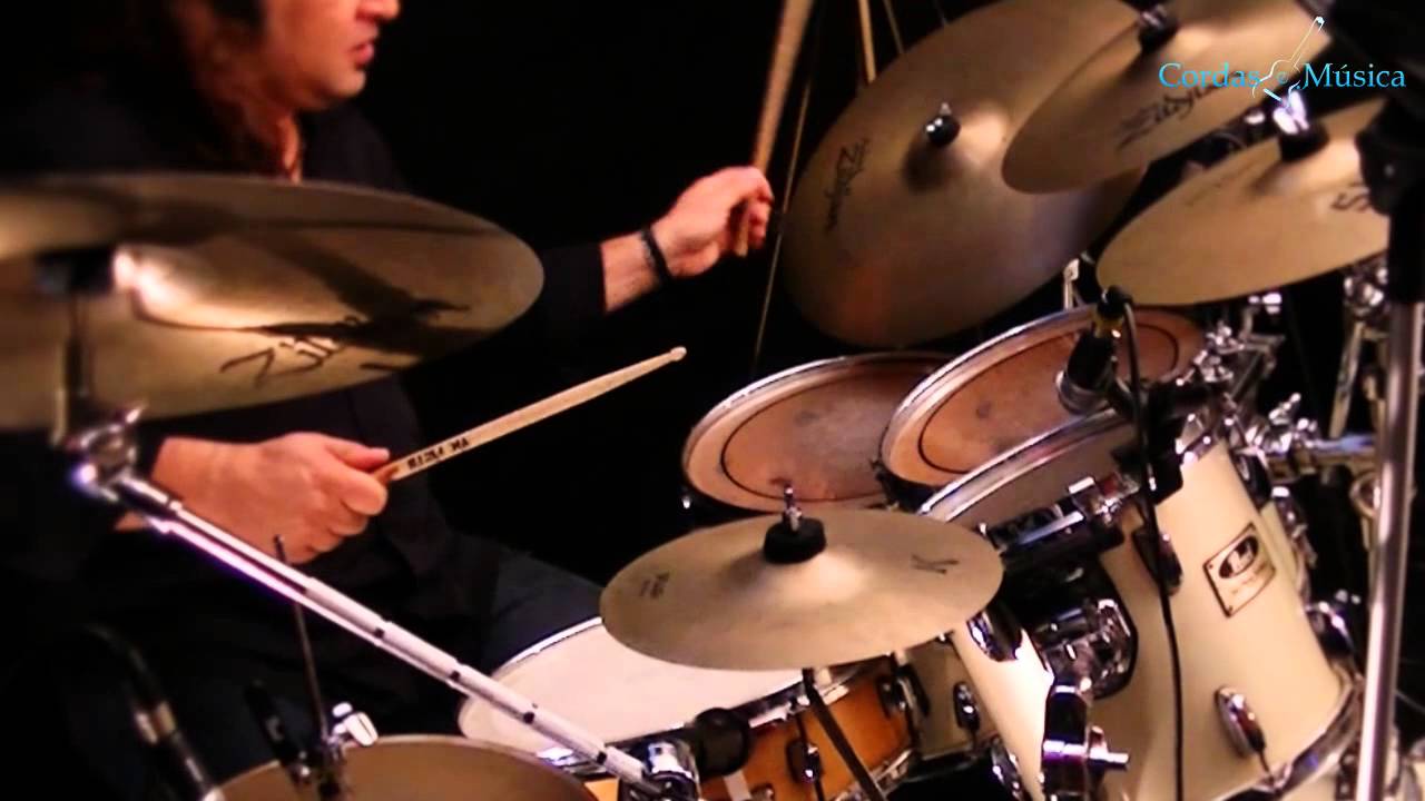 Anderson Sabadine - Instrutor de Bateria e Percussão do Cordas e Música