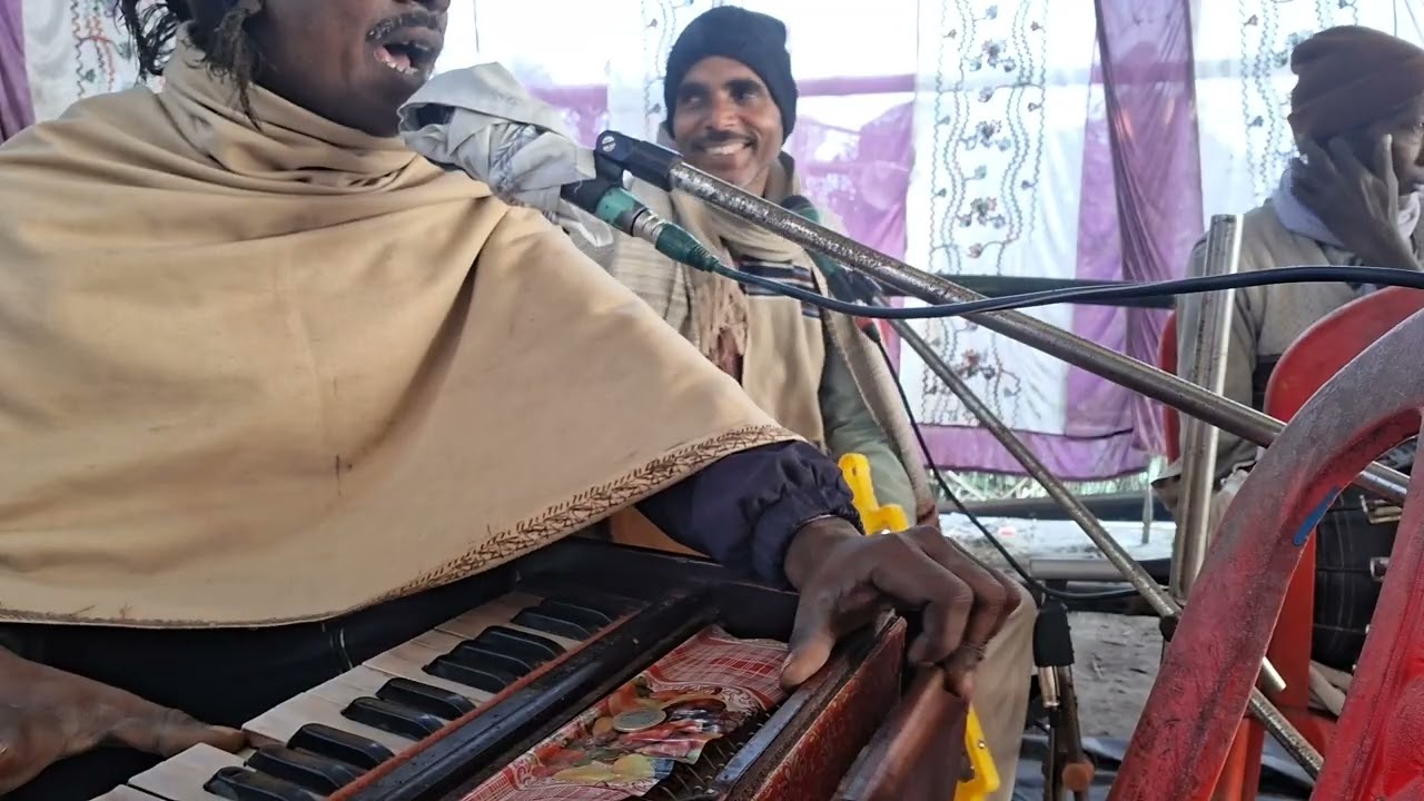 अन्धु बाबा के भगेत बिजेन्द्र प्रसाद यादव  सम्पर्क करे 7 761894260