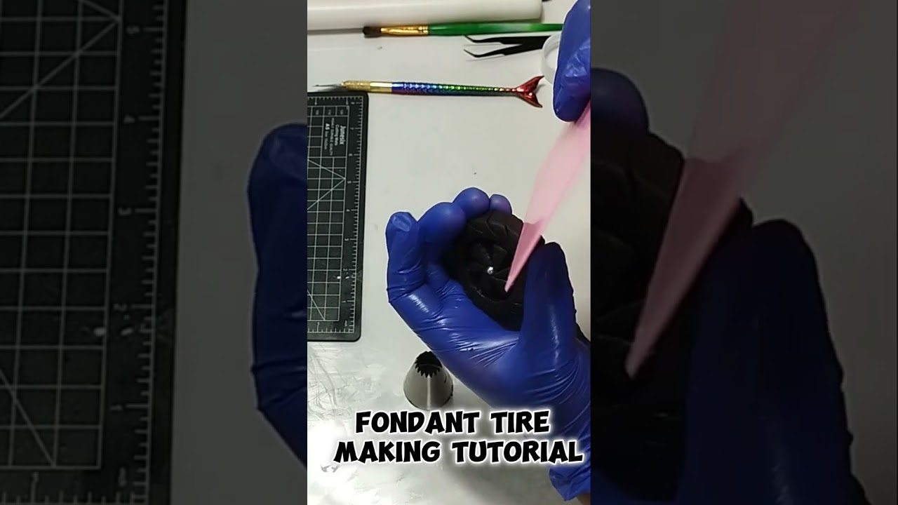 How to make fondant tire cake topper...