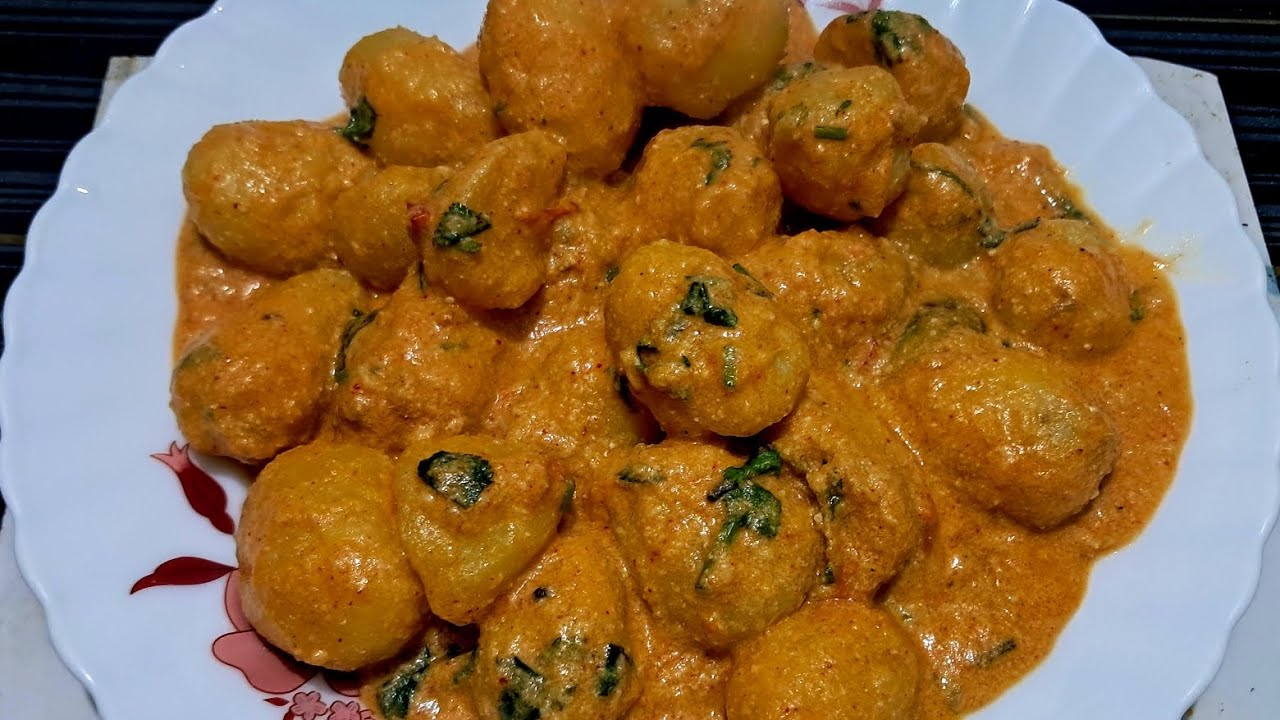অসাধারণ স্বাদের কাশ্মীরী আলুর দম রেসিপি