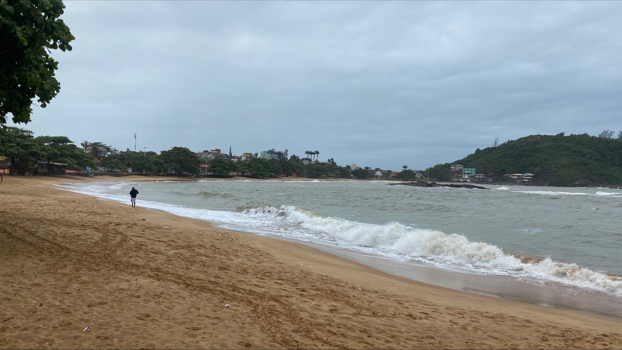 PRAIA de SETIBA: Chuva em Guarapari (27/10/2024)