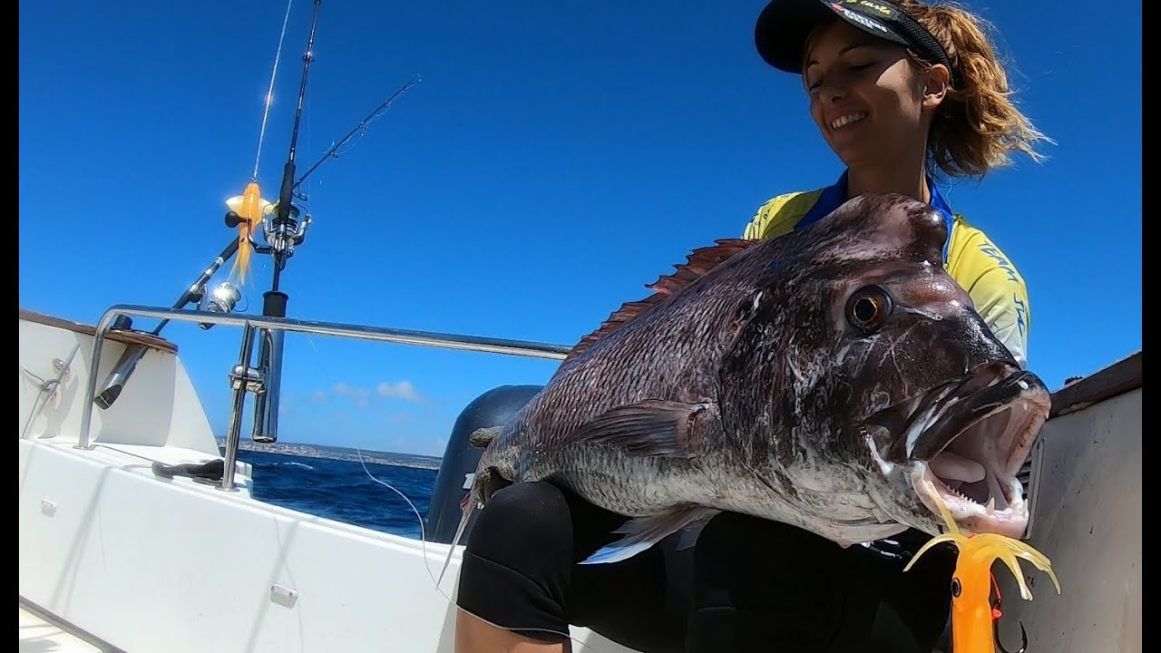 SAMA del Estrecho a jigging [JLC Lures] - HUGE Red Snapper [Full HD]