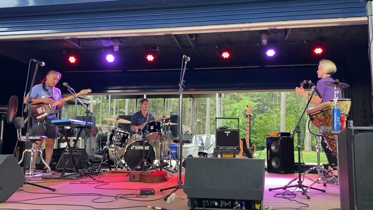 Folsom Prison Blues (Johnny Cash) - Open Jam Session, Boxyard, RTP, NC