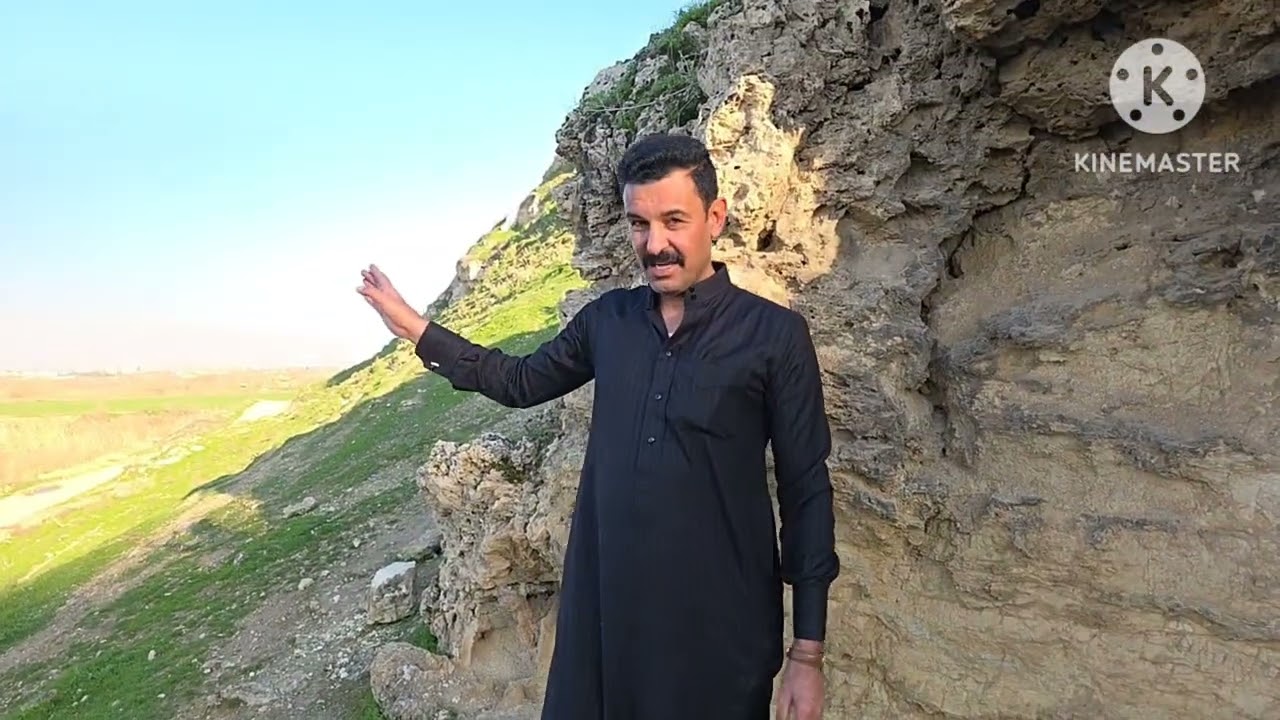قصة قديمه شخص كان مطلوب ثار يعيش في مغارة في قرية حليلة