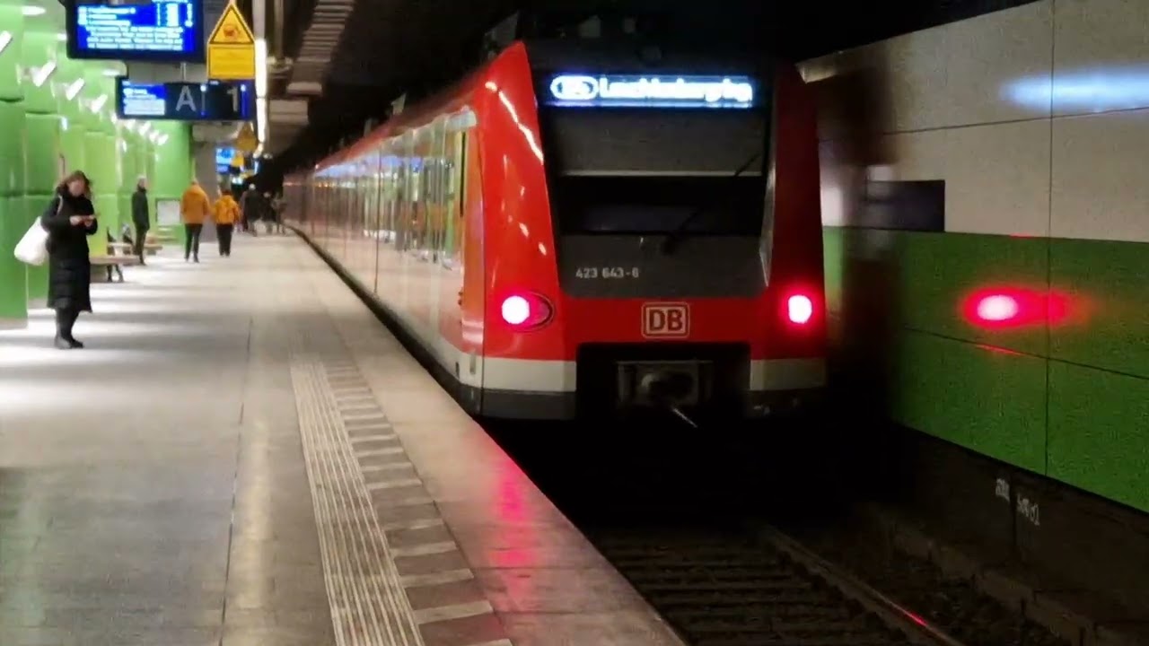[S1, S2, S3, S4, S5, S6, S8] S-Bahnen im Bahnhof Isartor