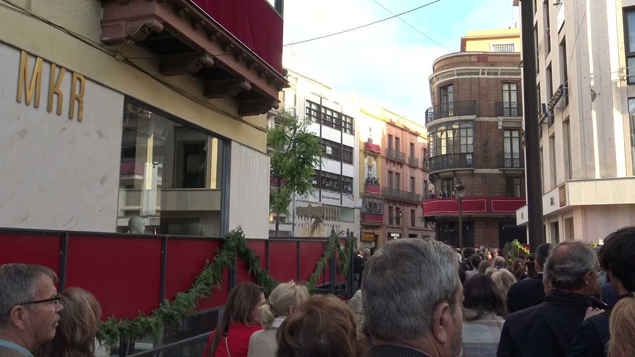 Virgen de la Salud de San Gonzalo llegando a Campana