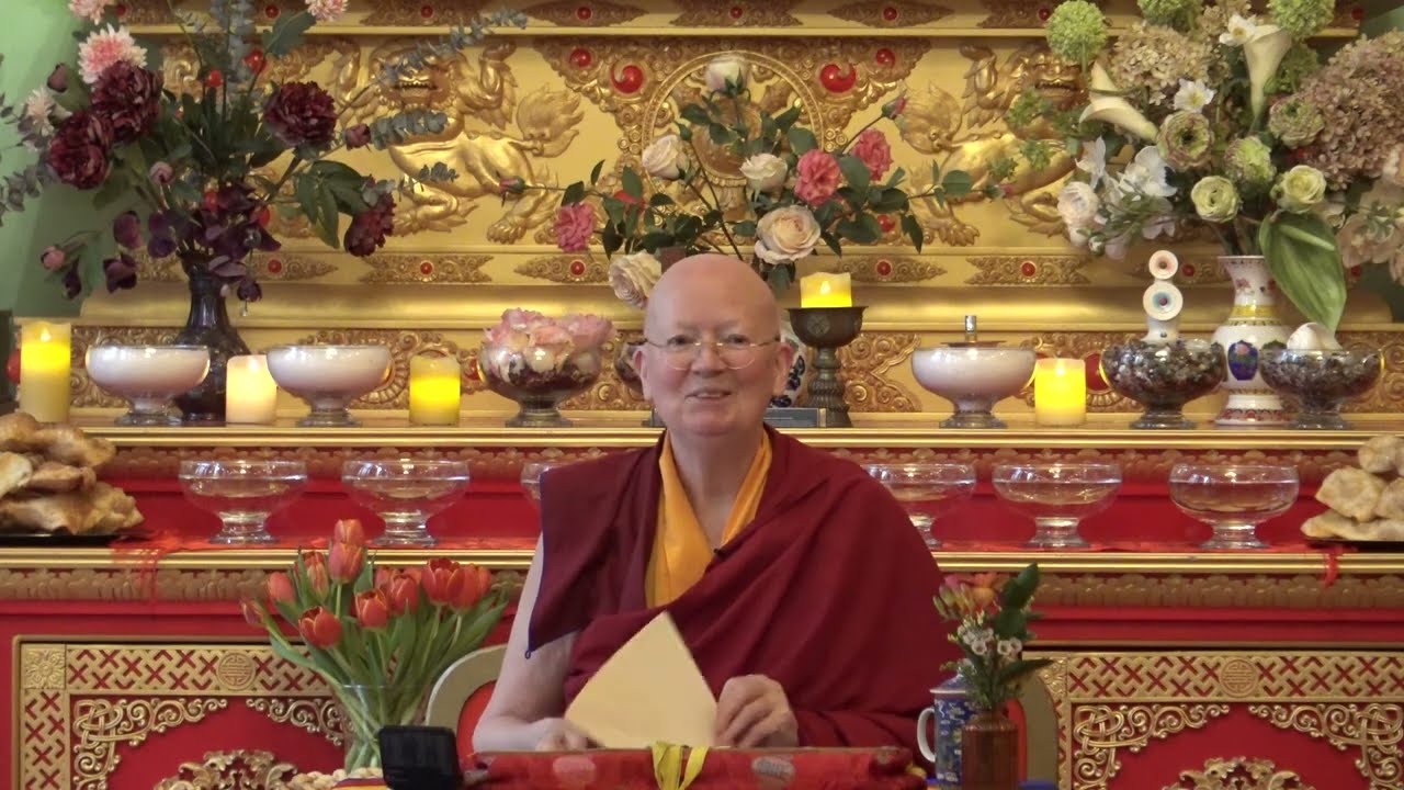 The Sutra in Three Sections with Lama Zangmo